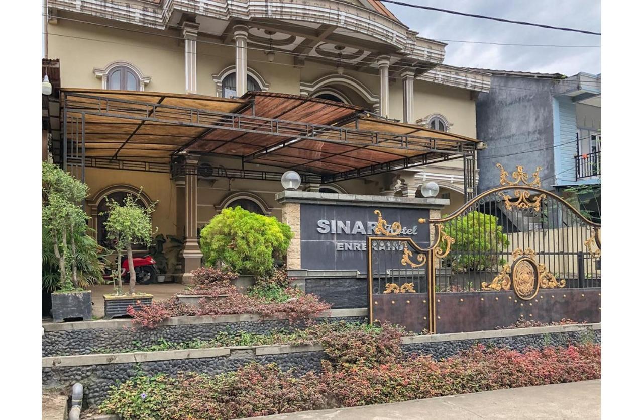 Sinar Hotel Enrekang Ngoại thất bức ảnh