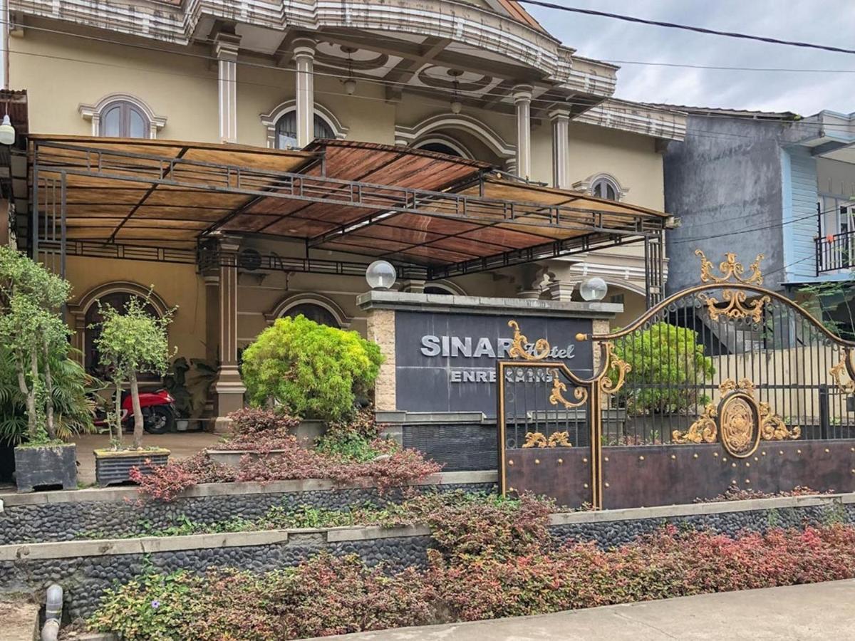 Sinar Hotel Enrekang Ngoại thất bức ảnh